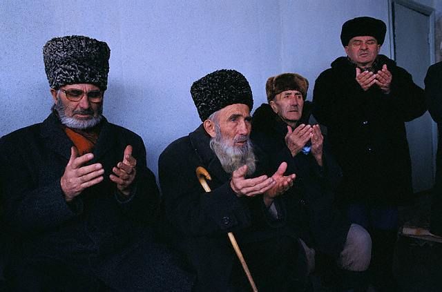 Ancianos chechenos