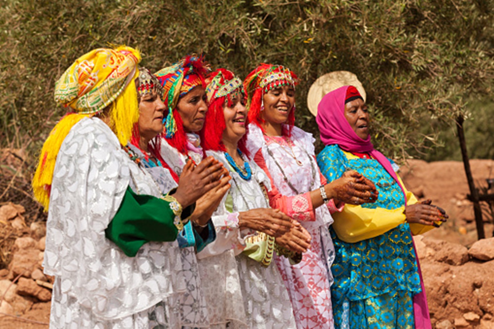 Traditional Amazigh Clothing Vlr Eng Br